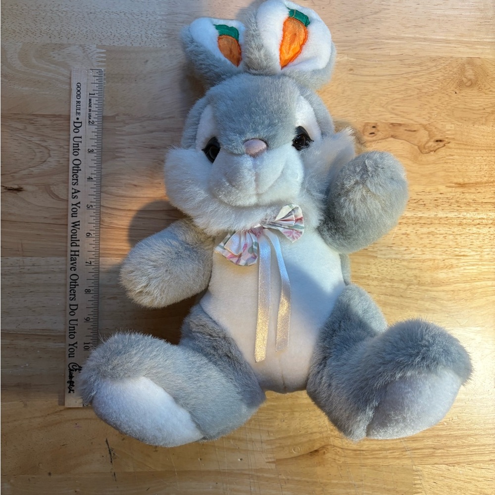 Vintage Gray Bunny Plush - Picture 4 of 9